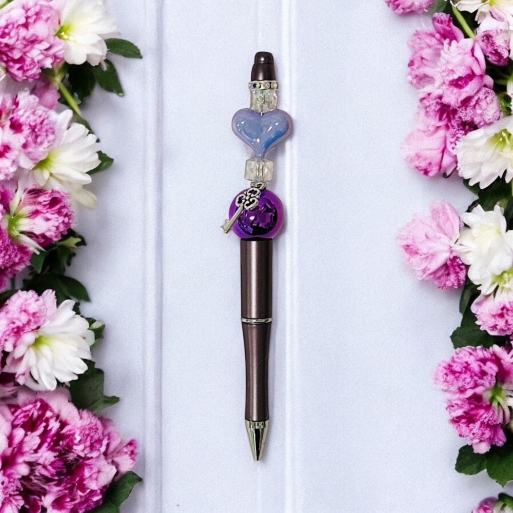 🩷🆕🩷 Handmade Bling Heart Beaded Pen